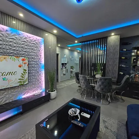 Sweet Deluxe Apartment *