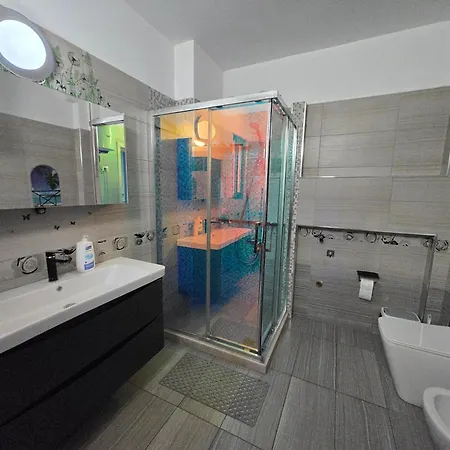 Sweet Deluxe Apartment Lushnjë